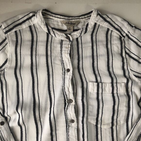 Lucky Brand Womens Top Shirt White Black Striped Roll Tab Sleeve Pocket Small - Picture 10 of 16
